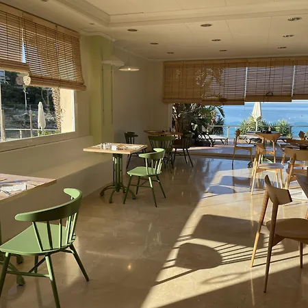 호텔 Cala Font 살루